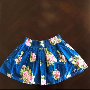 ♦️2/$20♦️ Floral Hollister Skirt